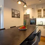 Morska 6 Luxury Znjan Apartamento *