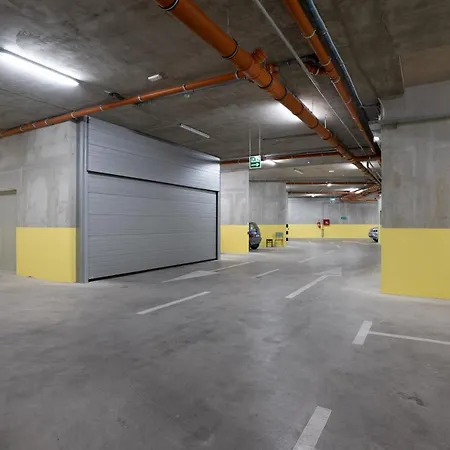 아파트 Morska 6 Luxury Znjan